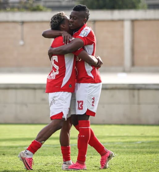 Helibenton Palacio le dio la clasificación a Independiente Santa Fe en los lanzamientos desde el punto penal ante Fortaleza - crédito @santafe_oficial/Instagram