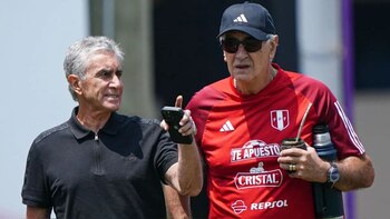 Jorge Fossati debutó al mando