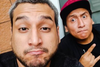 Hablando Huevadas en el ojo