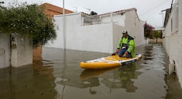 El paso de la DANA Adam, en imágenes: inundaciones en la Comunidad Valenciana, víctimas mortales y rescates en helicóptero
