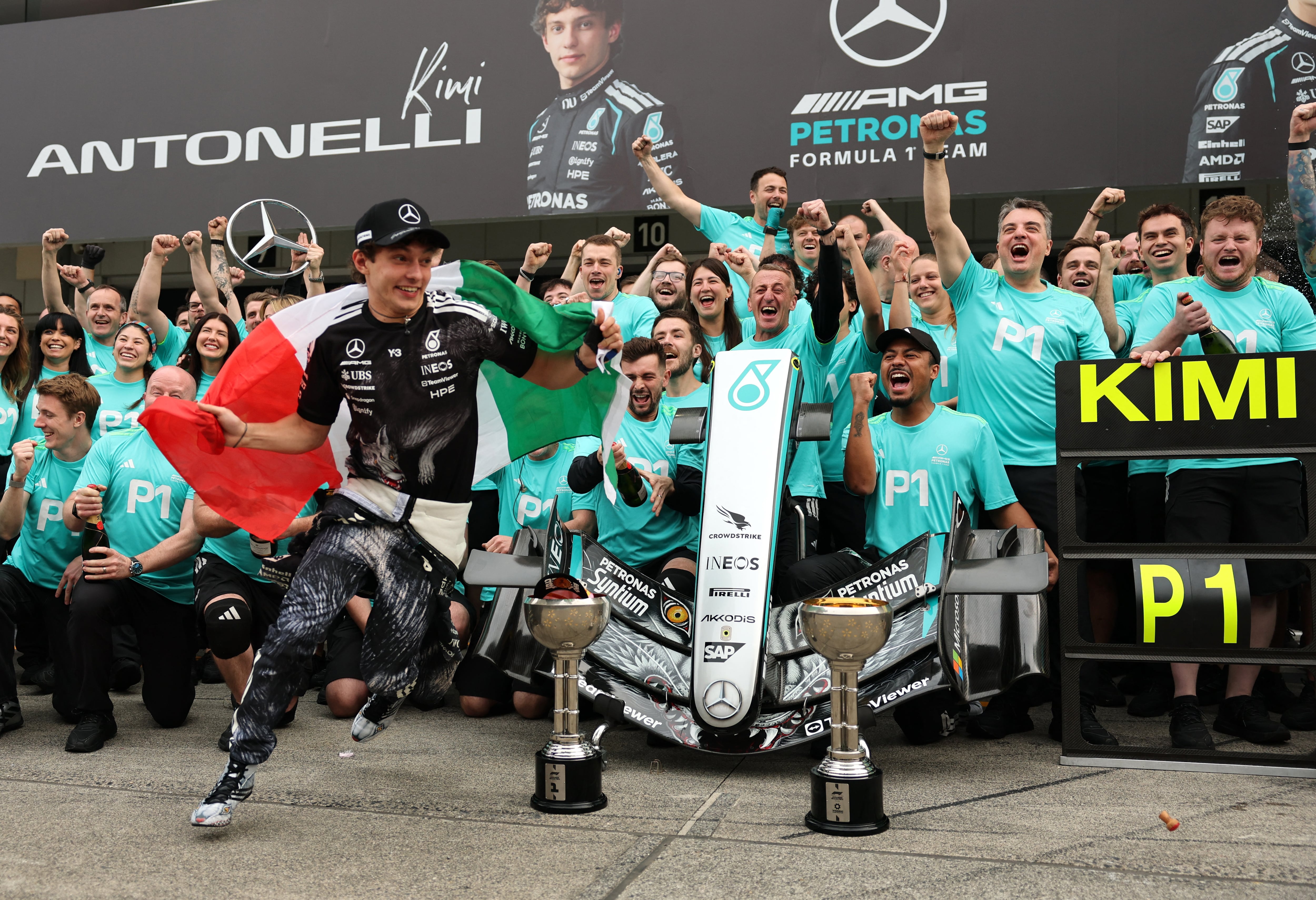 Kimi Antonelli, a bordo de su Mercedes, fue el ganador del Gran Premio de Japón (REUTERS/Issei Kato)