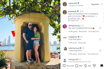 La actriz ha compartido en redes sociales imágenes de su paso por calles coloniales, plazas y espacios patrimoniales de Cartagena - crédito @katewalsh/Instagram