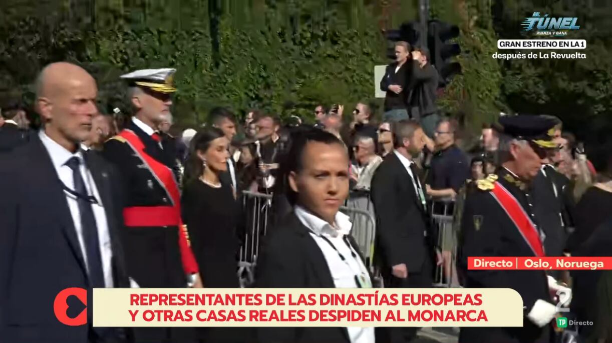 Los reyes Felipe y Letizia en el funeral del rey Harald de Noruega