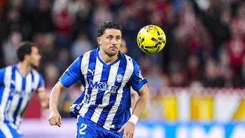 El Deportivo Alavés deja Puma después de cuatro temporadas y firma con Macron como patrocinador técnico