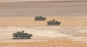 Las maniobras militares contemplaron un ataque coordinado simulado desde el norte y el sur, con tres fases principales: resistencia, despliegue rápido y contraataque acorazado