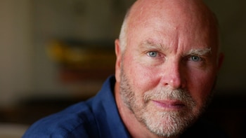 Murió Craig Venter, el científico que ayudó a descifrar el genoma humano y creó vida en un laboratorio