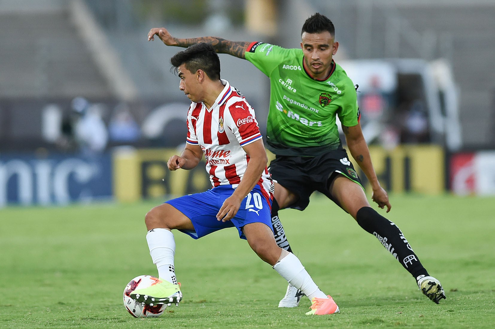Descubre dónde ver este enfrentamiento de la segunda jornada en la liga mexicana. (Foto: Twitter/ @Chivas)