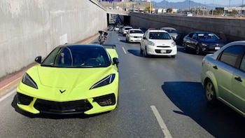 Auto de 3 millones de