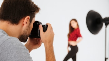 Prometía impulsar carreras de modelaje,