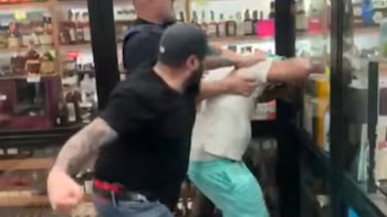 Violento arresto en Brooklyn: un video muestra la golpiza policial a un hombre que resultó no ser sospechoso