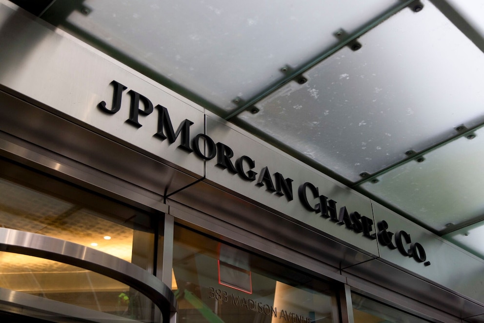 JP Morgan vuelve a apostar al peso y recomienda carry trade en bonos CER y tasa fija