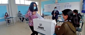 11/04/2021 Elecciones en Perú.
Este domingo