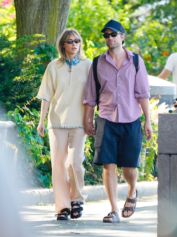 Suki Waterhouse y Robert Pattinson