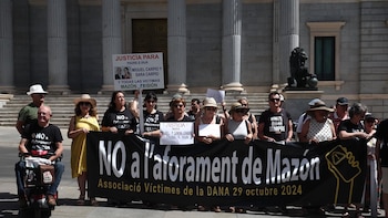 Asociaciones de víctimas de la dana exigen que Mazón pierda el aforamiento para que sea juzgado