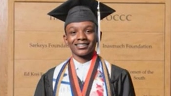 Elijah Muhammad se graduó de