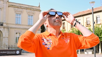 24 eclipses, 360.000 km y 32 años de búsqueda: Alejandro Arroyo, una vida detrás de la sombra de la Luna