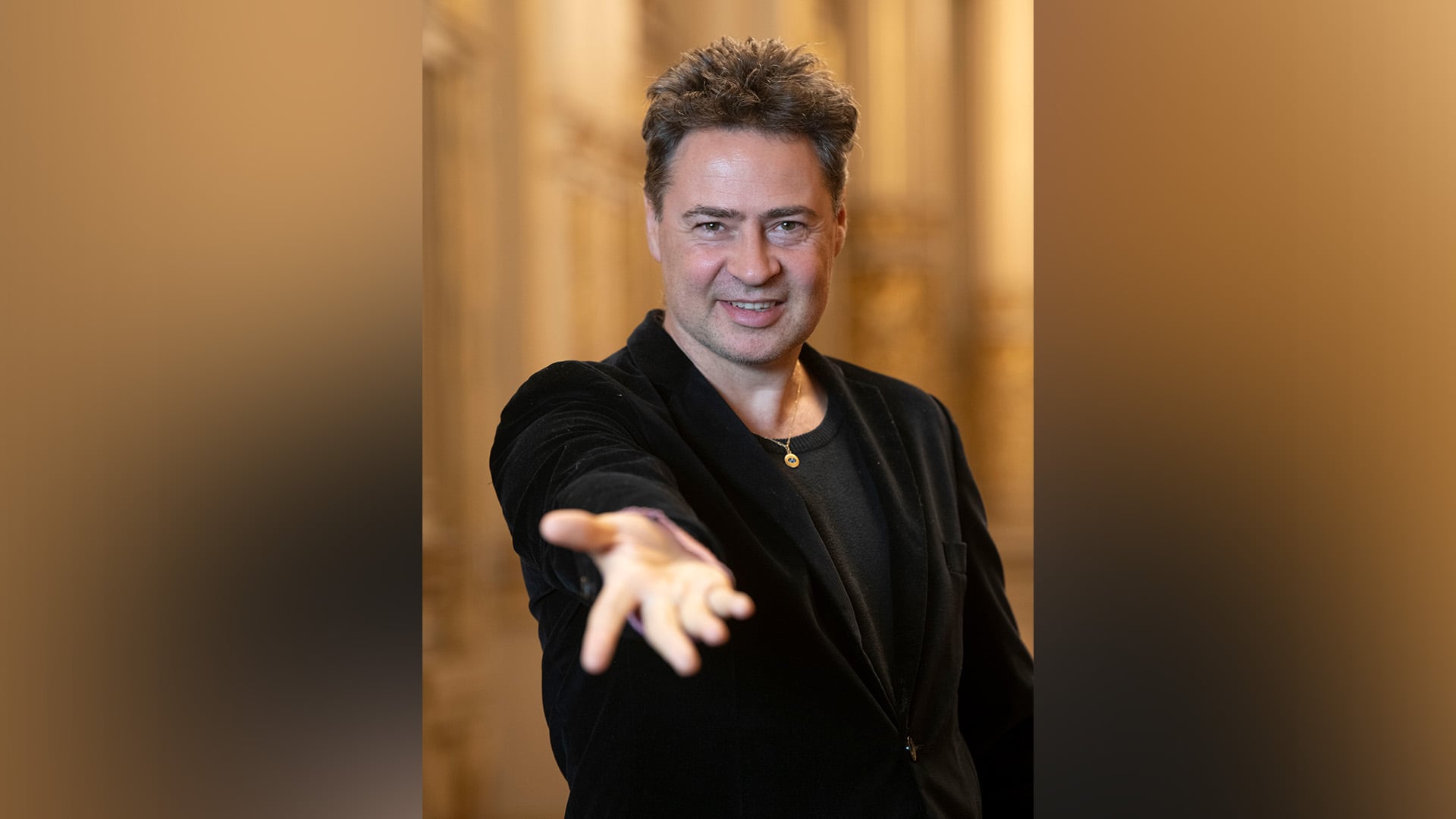 Iñaki Urlezaga volverá a los escenarios en septiembre con clásicos del ballet y una obra propia