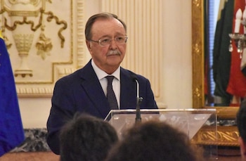 26/08/2026 El presidente de Ceuta, Juan Vivas.
El presidente de Ceuta, Juan Vivas, ha criticado duramente este miércoles que el Gobierno incluyera utilizar instalaciones deportivas municipales para acoger a migrantes en un borrador de decreto sin haber consultado previamente a la Ciudad.
POLÍTICA