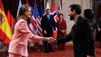La princesa Leonor recibe en solitario a los ganadores de los Premios Princesa de Asturias 2026 en una jornada histórica