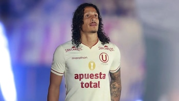 La sorpresiva reacción de Williams Riveros con hinchas tras triunfo de Universitario ante Nacional por la Copa Libertadores 2026