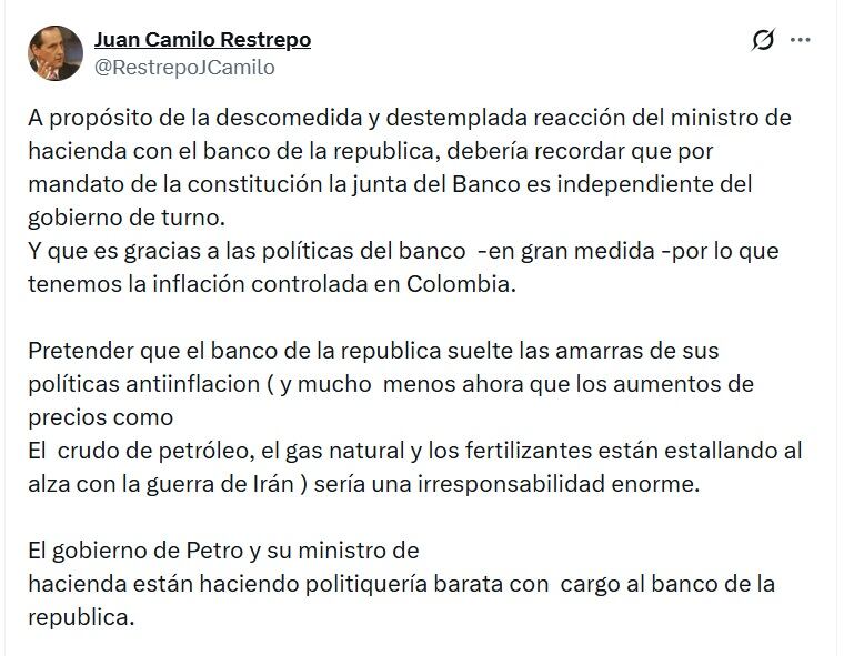 Juan Camilo Restrepo, exministro de Hacienda, dijo que el Gobierno Petro está hacienda politiquería barata - crédito @RestrepoJCamilo/X