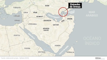 Un proyectil daña un buque