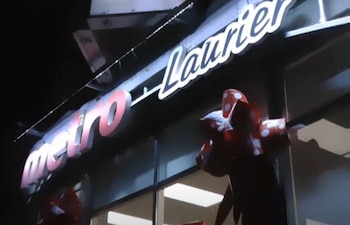 Supermercado Metro (Instagram/@soulevementsdufleuve)