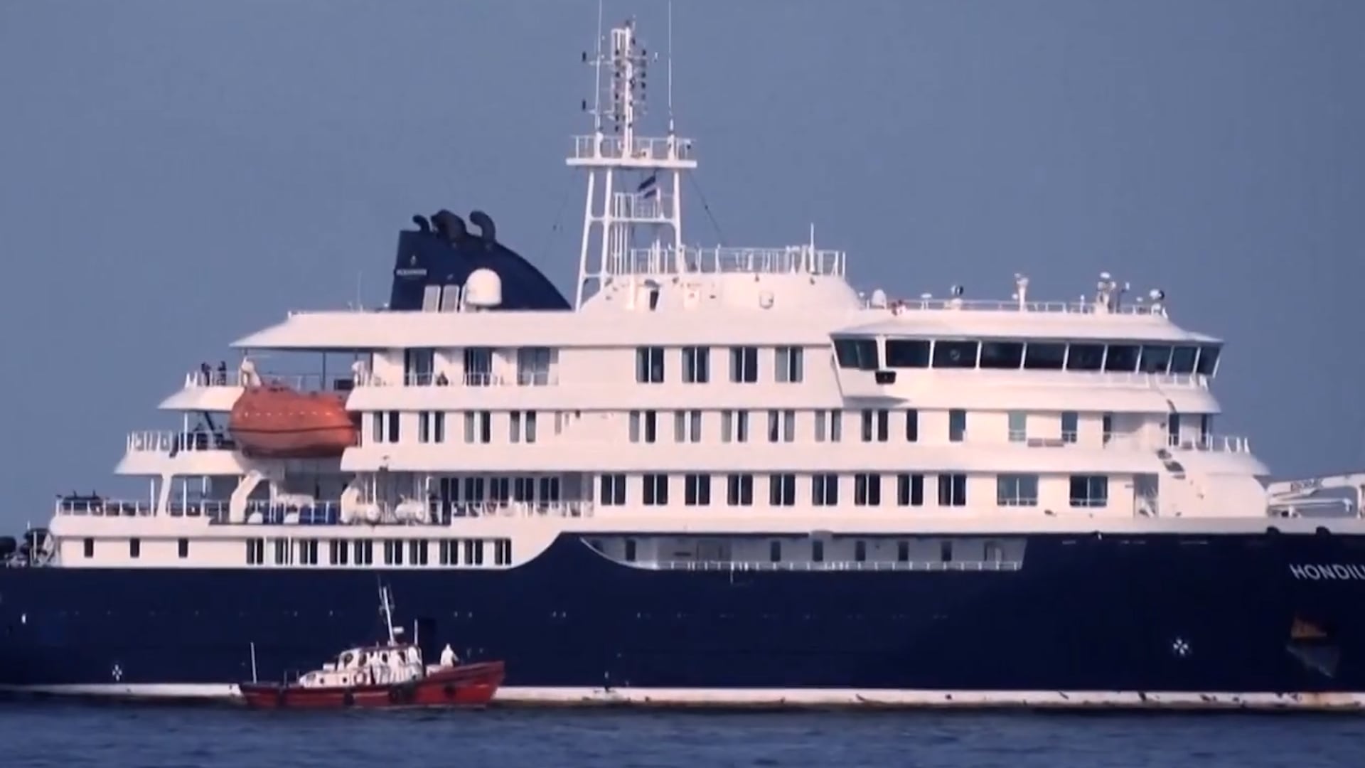 El Departamento de Salud y Servicios Humanos informó que 18 pasajeros estadounidenses del crucero regresaron al país tras la posible exposición al hantavirus