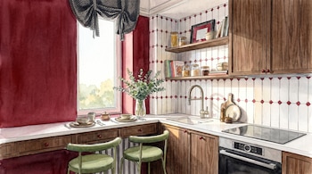 Ilustración de una cocina con ventana, cortina, dos sillas, fregadero, horno, estufa, estantes, gabinetes, utensilios y decoración.