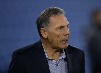 Miguel Ángel Russo es considerado como uno de los ídolos de Boca Juniors por el título de la Copa Libertadores en 2007, última del cuadro argentino, y en Millonarios por la Liga BetPlay al ganarle a Independiente Santa Fe, el 17 de diciembre de 2017, ademnás de sus recordados pasos por Estudiantes de La Plata, Lanús y Rosario Central en Argentina-crédito Juan Mabromata/Pool vía REUTERS