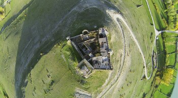 Foto aérea del castillo (Foto: Asociación Cultural Castillo de Galve)