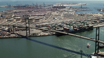 California prepara el cierre de un puente clave para los puertos de Los Ángeles y Long Beach durante 16 meses
