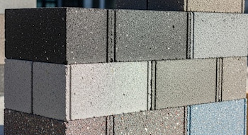 ECOCCUBE transforma desechos plásticos en