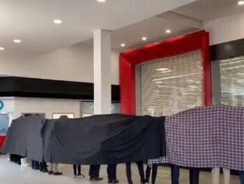 Diversas mantas ocultaron el lugar