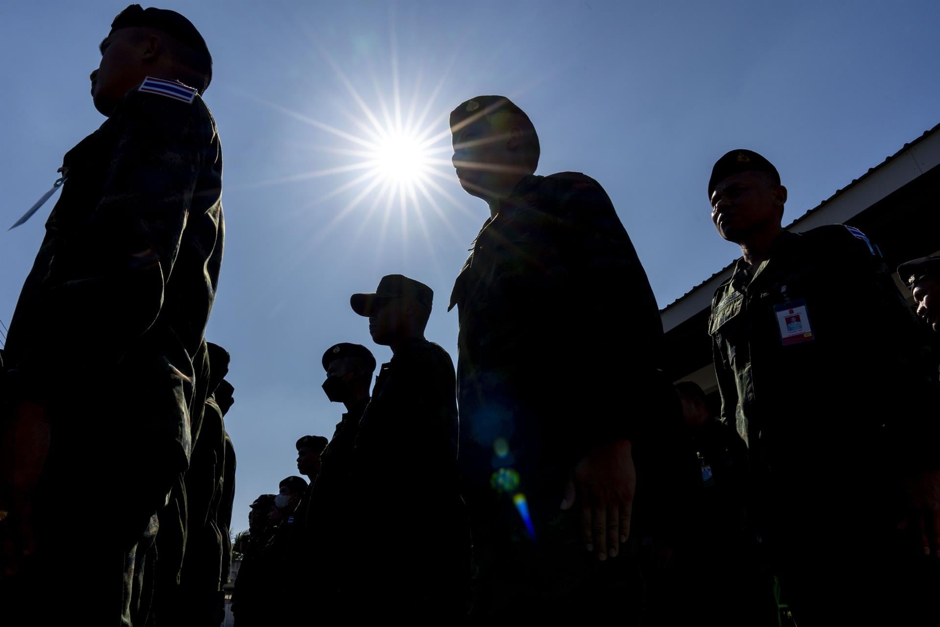 Conflicto fronterizo entre Tailandia y Camboya deja 53 civiles muertos