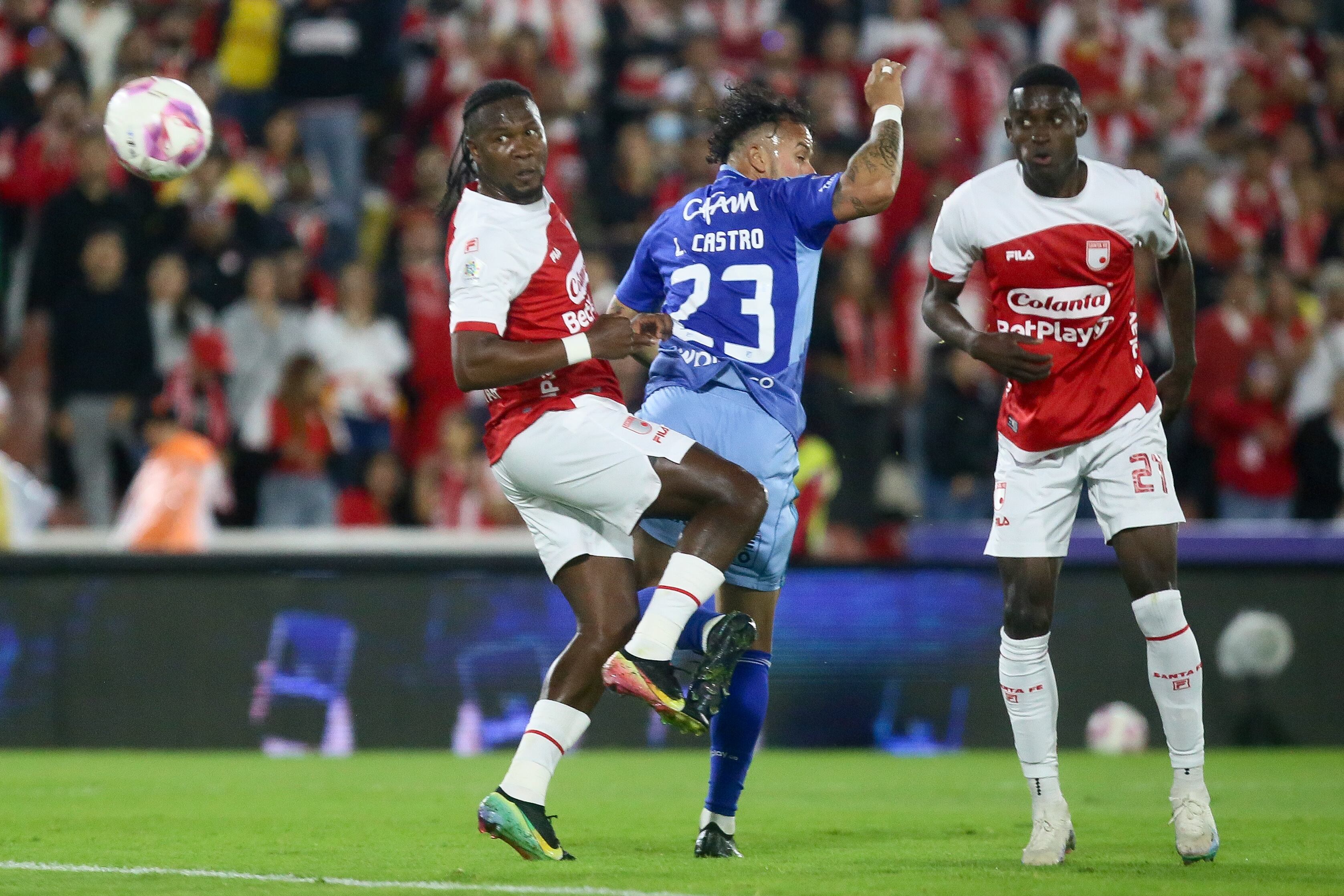 Leonardo Castro y Hugo Rodallega, los goleadores de Millonarios y Santa Fe en el clásico capitalino - crédito Colprensa