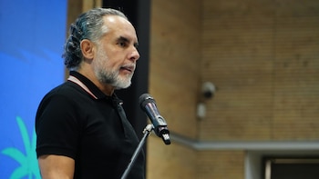 Benedetti sigue en problemas por