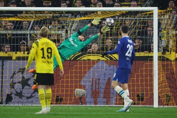 La tremenda atajada de Gregor