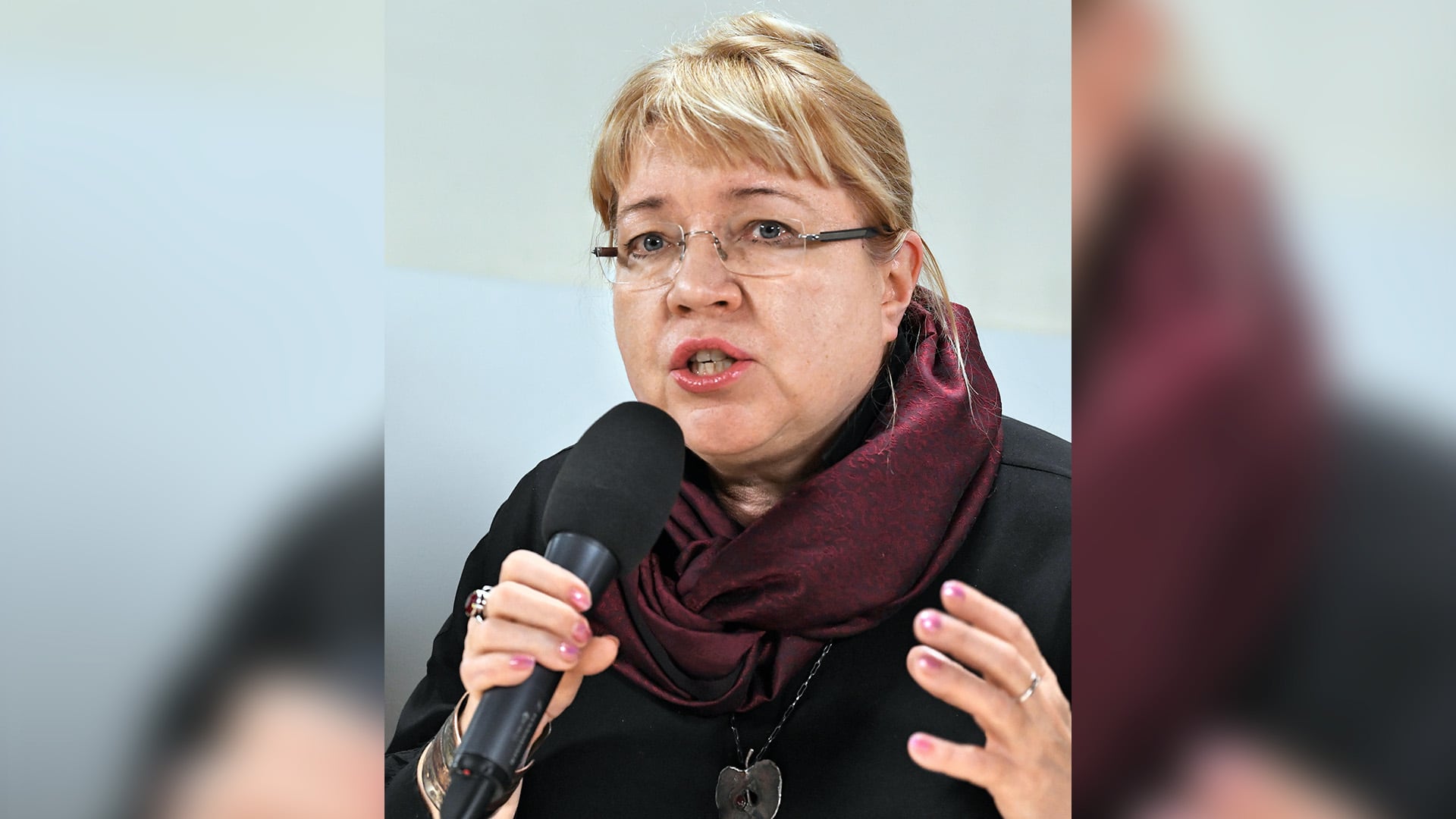 La directora de Memorial afirmó que las detenciones y las condenas en Rusia buscan enviar más personas a prisión y derivarlas al frente de la guerra en Ucrania