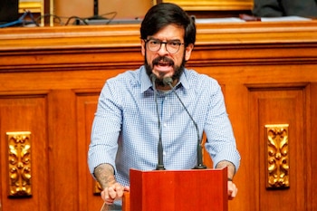 Miguel Pizarro, comisionado para la