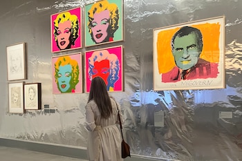 París rescata al Andy Warhol dibujante