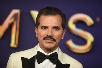 John Leguizamo llega a la