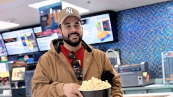 Reservista de la Marina de EE.UU. acusado de asesinar a su pareja colombiana dijo a su familia que ella estaba presa, no desaparecida