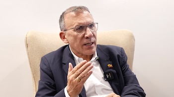 Roy Barreras respondió a rumores sobre liderar el Pacto Histórico y dijo que “no lo invitaron a la fiesta”: “Prefiero la invitación de mi nieto para ir al parque”