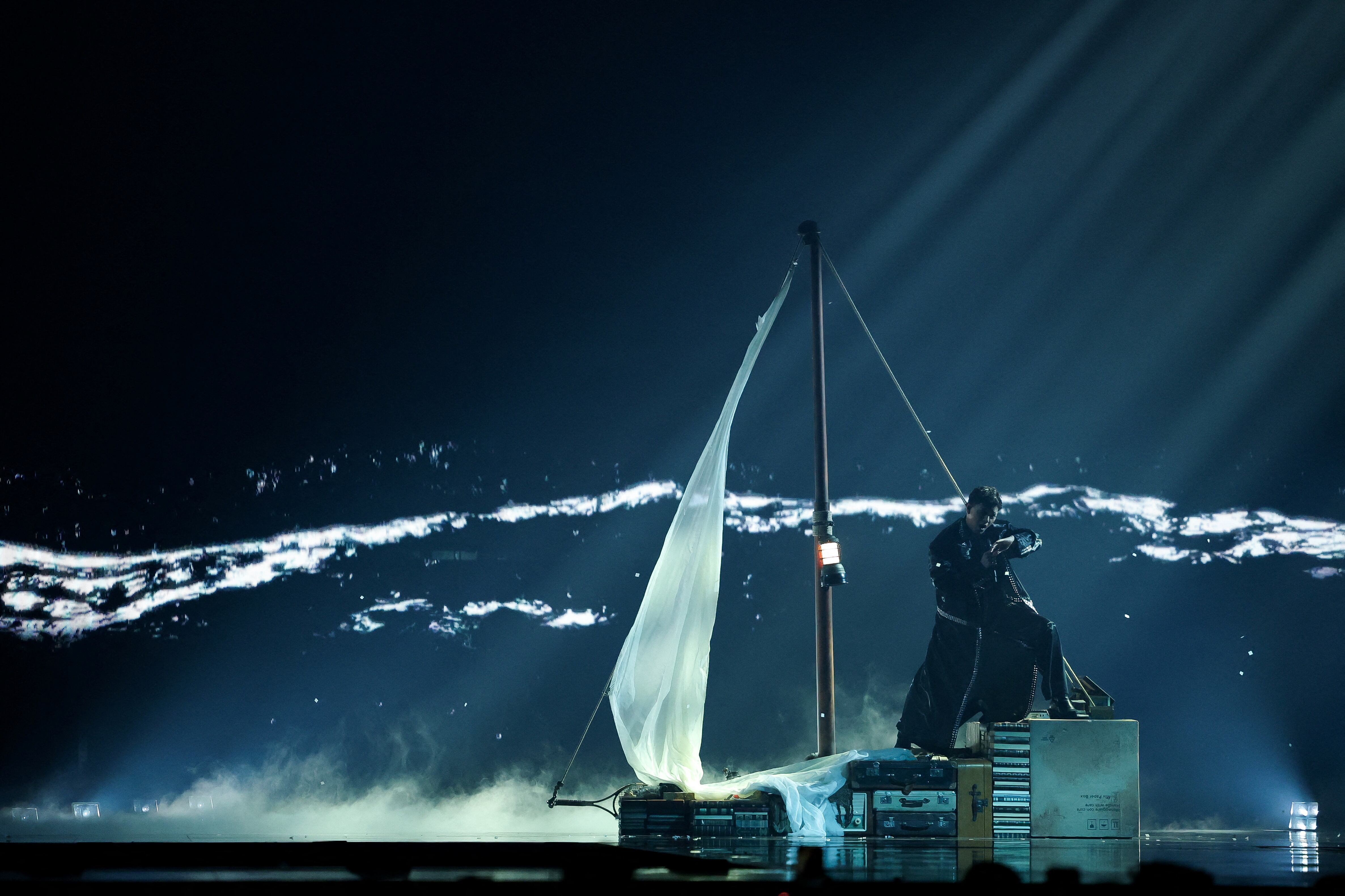 JJ, representando a Austria, interpreta