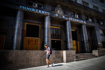 Déficit, emisión monetaria y reservas