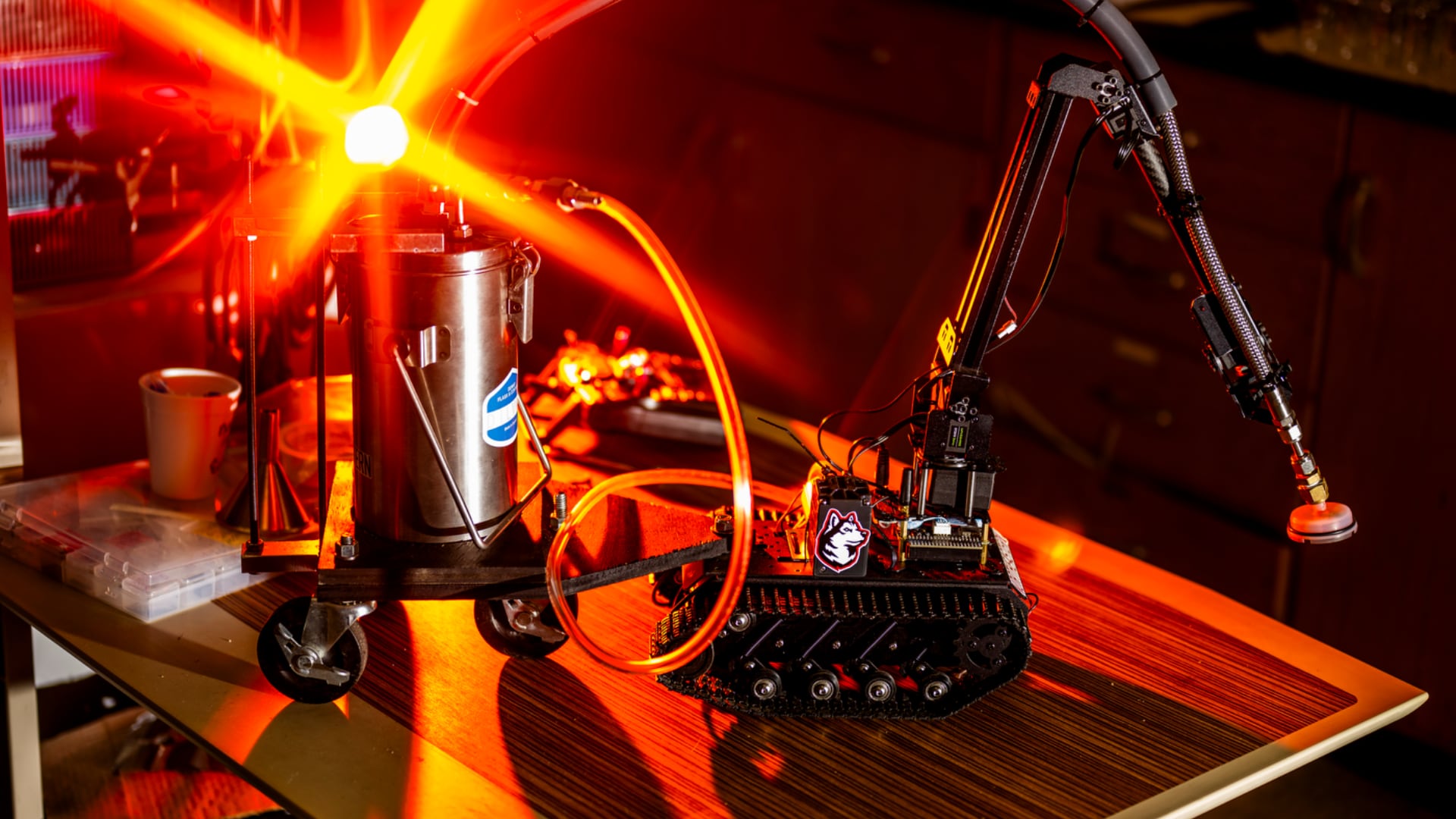 Robots criogénicos, la nueva alternativa para apagar incendios con nitrógeno líquido