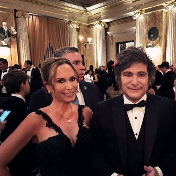 Selfie de Javier Milei con