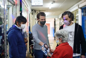 Santiago Cafiero en el Barrio