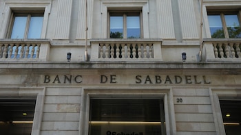 Banco Sabadell gana 971 millones en el primer semestre, un 0,5% menos